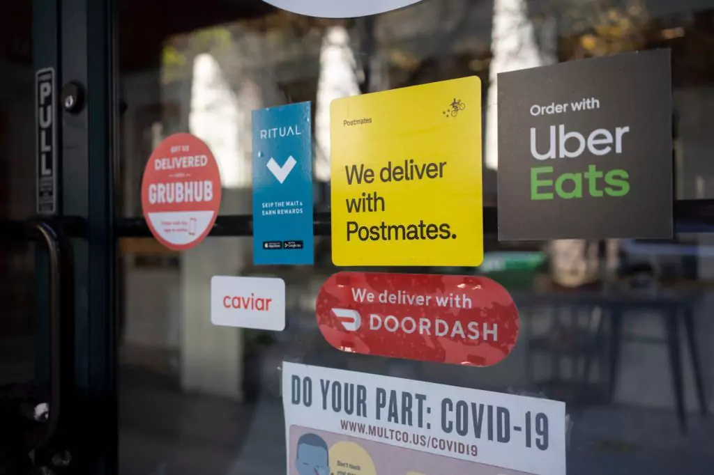 How To Do DoorDash and Postmates at the Same Time